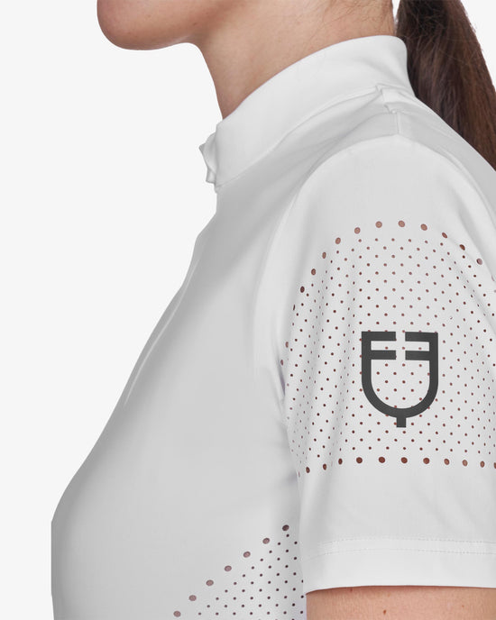T-shirt donna da allenamento in tessuto tecnico con microfori 2026