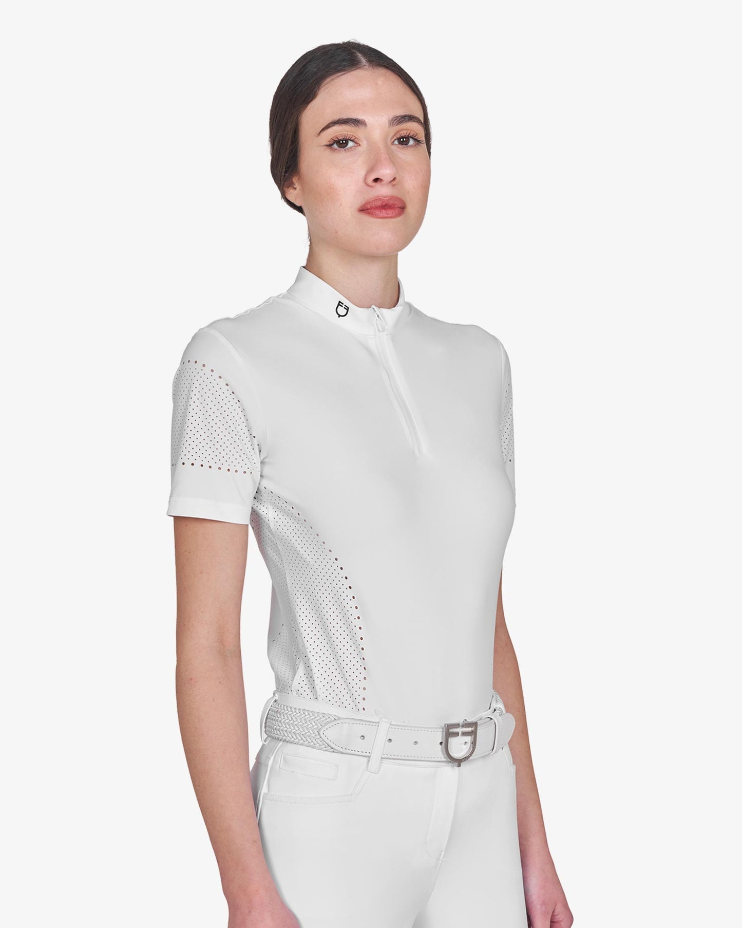 T-shirt donna da allenamento in tessuto tecnico con microfori 2026