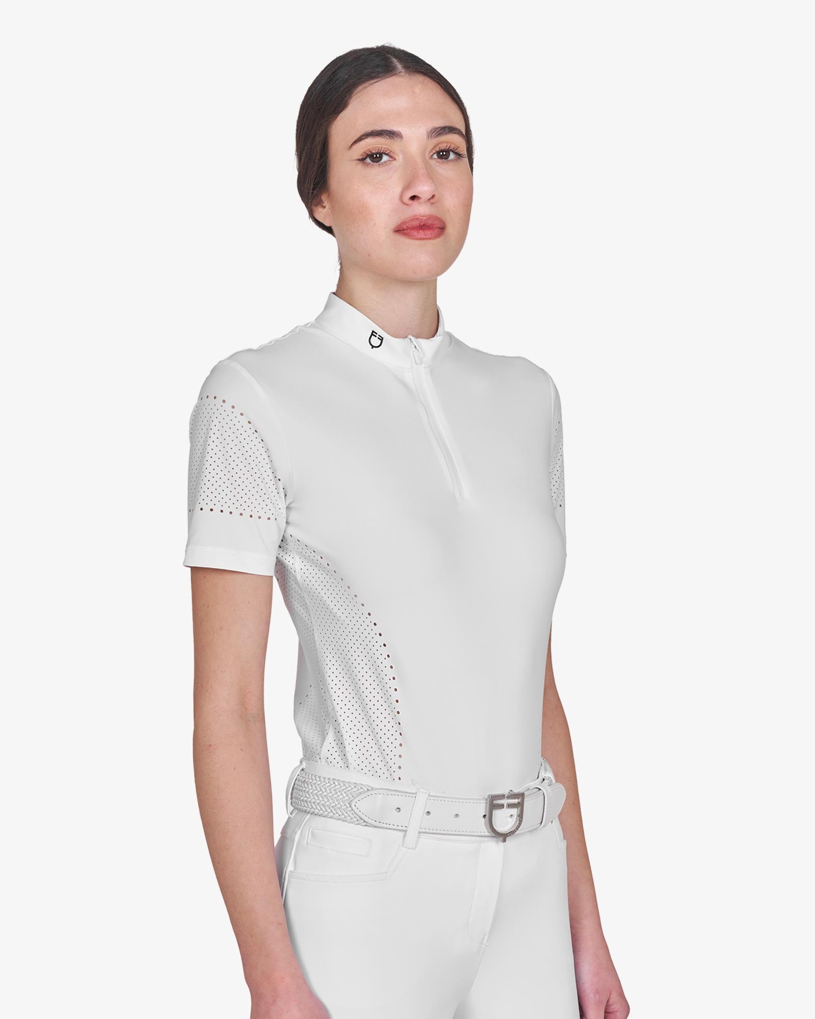 T-shirt donna da allenamento in tessuto tecnico con microfori 2026