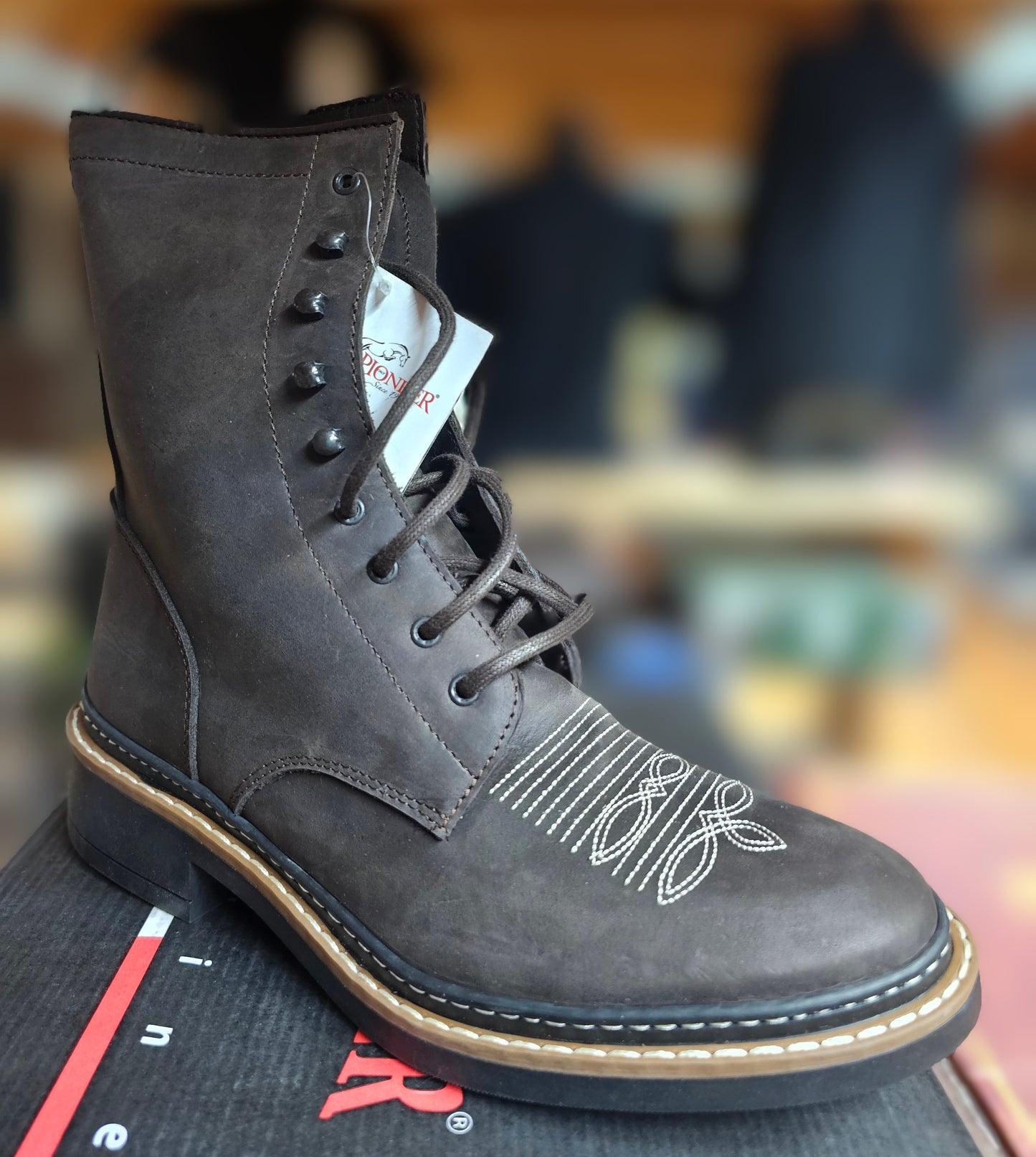 Stivaletto in cuoio ingrassato Pioneer