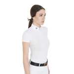 Polo donna slim Fit  Mod.Yeva in tessuto tecnico microforato, elasticizzato e traspirante.